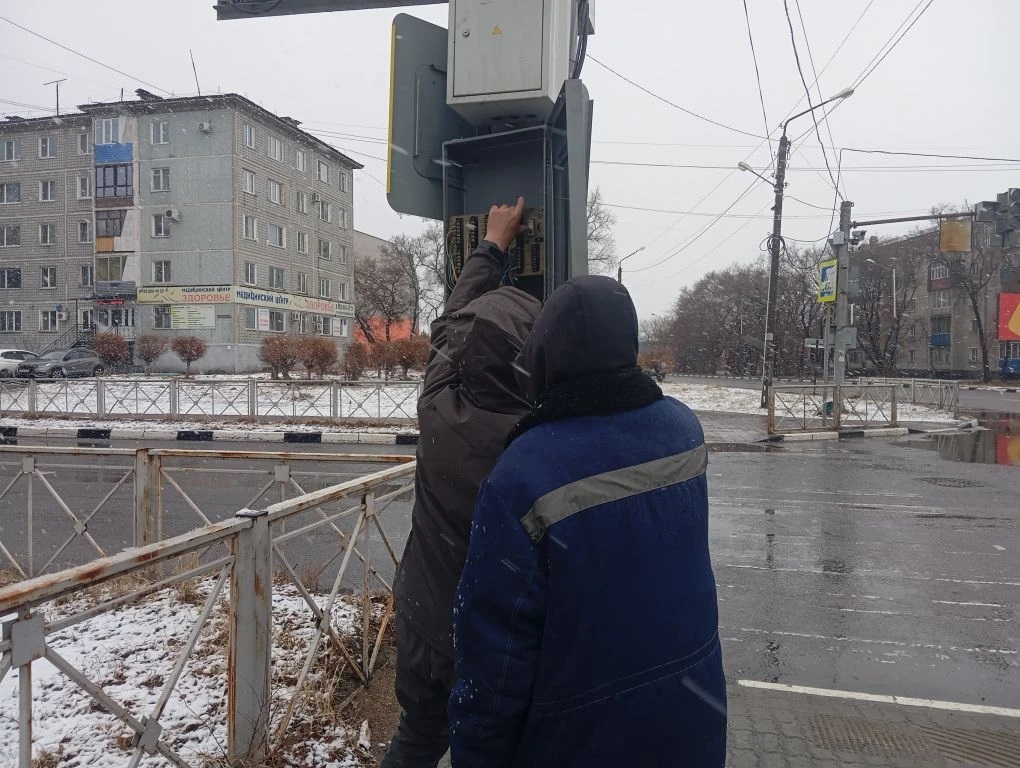 «Автодорсфера» Белогорска восстановила работу 20 светофоров с начала года