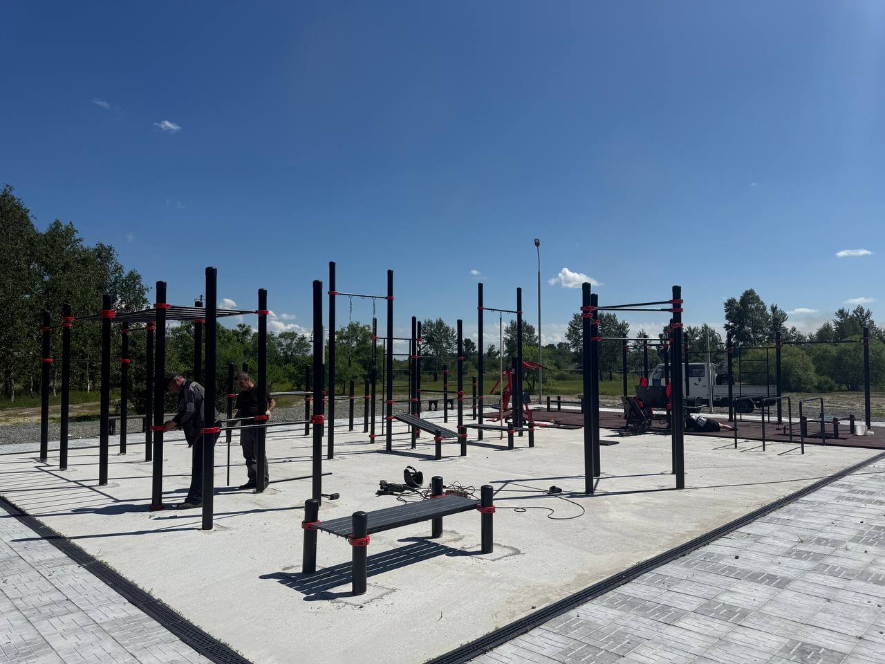 Первая умная спортплощадка в Белогорске скоро откроется для спортсменов